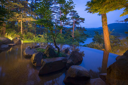 ＜源泉掛流し「本館 ひばらみの湯」＞